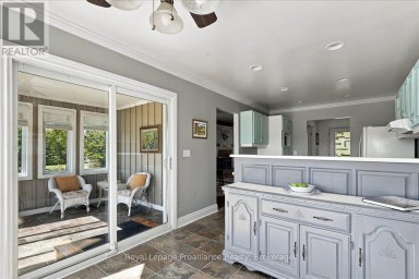 1116 COUNTY RD 8 Prince Edward County (Picton) Ontario photo 16