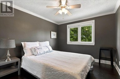 1116 COUNTY RD 8 Prince Edward County (Picton) Ontario photo 18