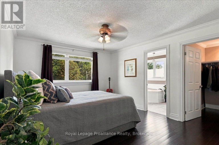 1116 COUNTY RD 8, Prince Edward County (Picton), Ontario, K0K2T0