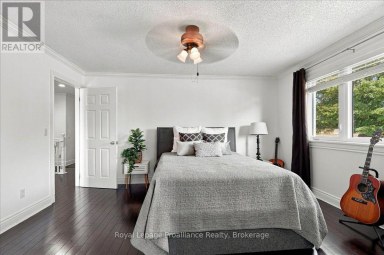 1116 COUNTY RD 8 Prince Edward County (Picton) Ontario photo 21