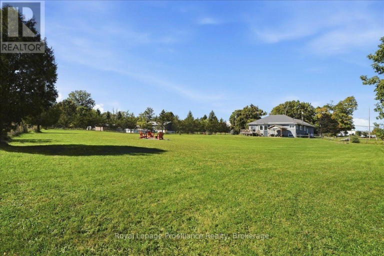 1116 COUNTY RD 8, Prince Edward County (Picton), Ontario, K0K2T0