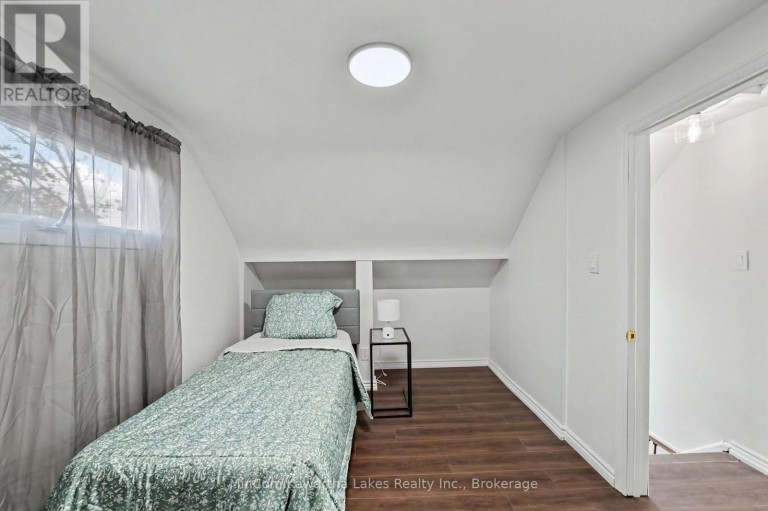 811 MORPHET AVENUE, Peterborough (Otonabee Ward 1), Ontario, K9J2X7