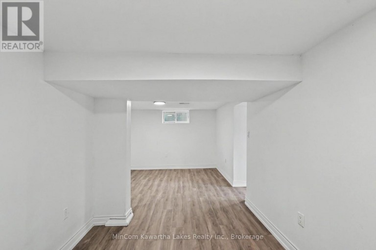 811 MORPHET AVENUE, Peterborough (Otonabee Ward 1), Ontario, K9J2X7