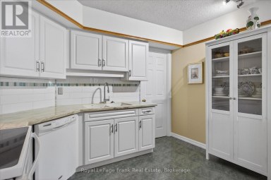 502 - 1818 CHERRYHILL ROAD Peterborough (Monaghan Ward 2) Ontario photo 18