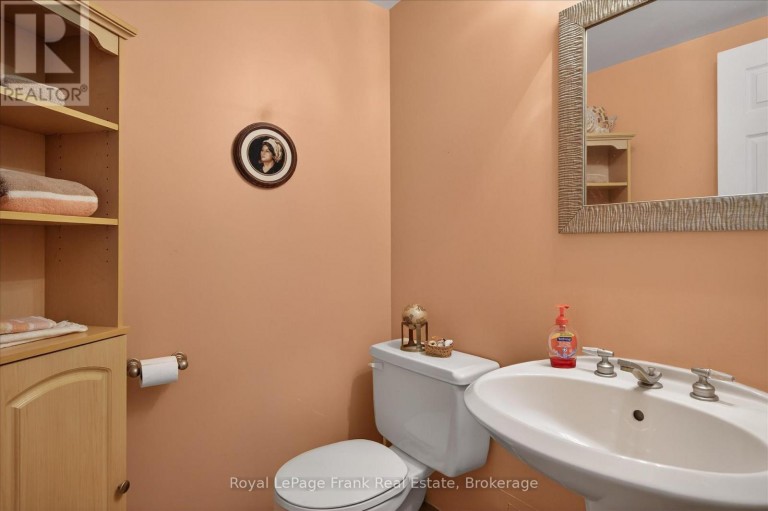 502 - 1818 CHERRYHILL ROAD, Peterborough (Monaghan Ward 2), Ontario, K9K1S6