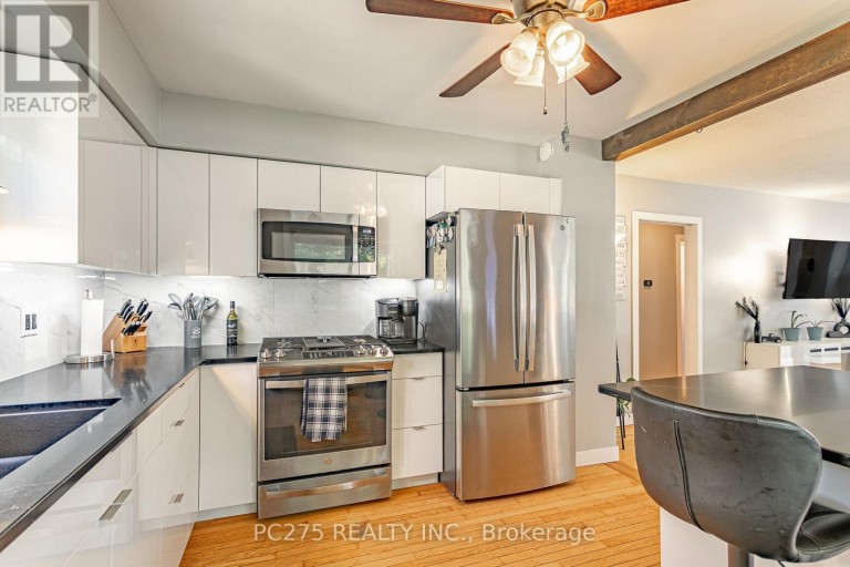 82 CENTRE STREET, Huron East (Seaforth), Ontario, N0K1W0