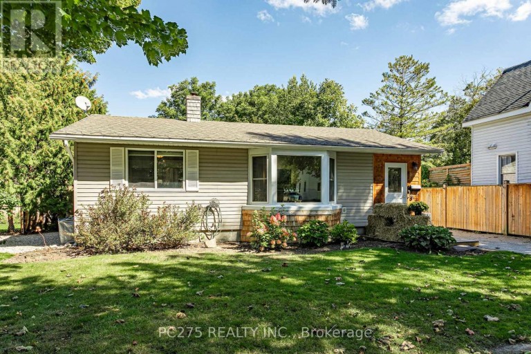82 CENTRE STREET, Huron East (Seaforth), Ontario, N0K1W0