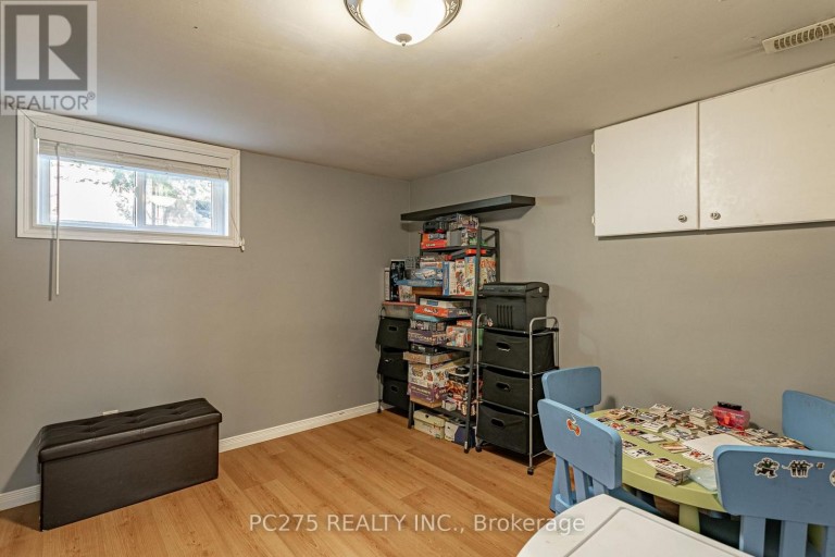 82 CENTRE STREET, Huron East (Seaforth), Ontario, N0K1W0