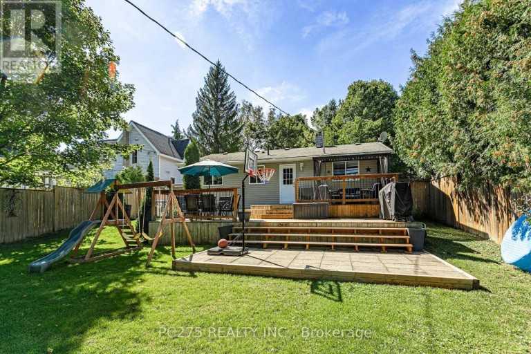 82 CENTRE STREET, Huron East (Seaforth), Ontario, N0K1W0