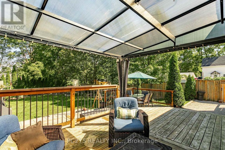 82 CENTRE STREET, Huron East (Seaforth), Ontario, N0K1W0