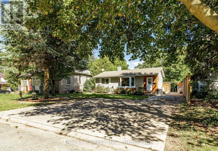 82 CENTRE STREET, Huron East (Seaforth), Ontario, N0K1W0