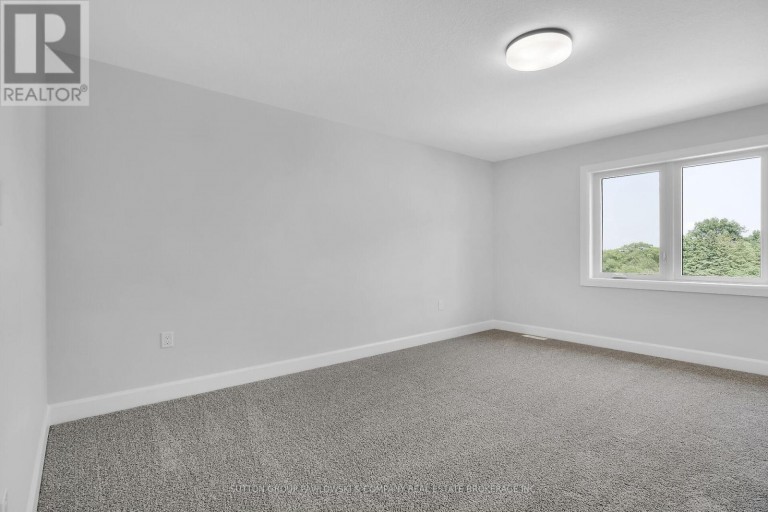422 OLD WONDERLAND ROAD, London South (South N), Ontario, N6K3R2
