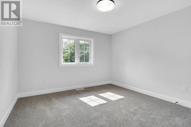 422 OLD WONDERLAND ROAD, London South (South N), Ontario, N6K3R2
