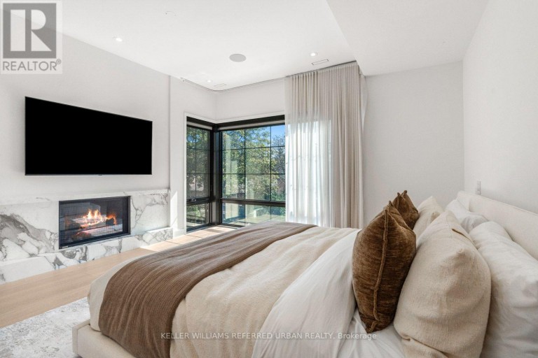 62 NORDEN CRESCENT, Toronto (Banbury-Don Mills), Ontario, M3B1B6
