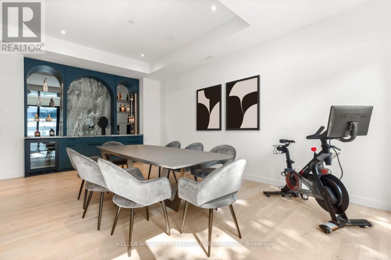 62 NORDEN CRESCENT, Toronto (Banbury-Don Mills), Ontario, M3B1B6