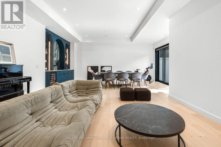 62 NORDEN CRESCENT, Toronto (Banbury-Don Mills), Ontario, M3B1B6