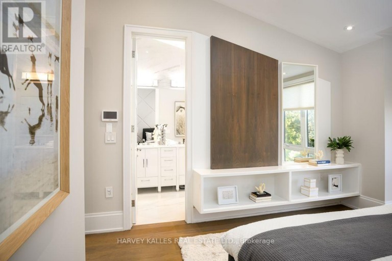 326 ST CLEMENTS AVENUE, Toronto (Lawrence Park South), Ontario, M4R1H5