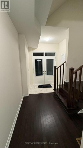 11 RADIANCE WAY, Whitby, Ontario, L1P0S2