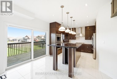 2071 GIBSON STREET Innisfil (Alcona) Ontario photo 9
