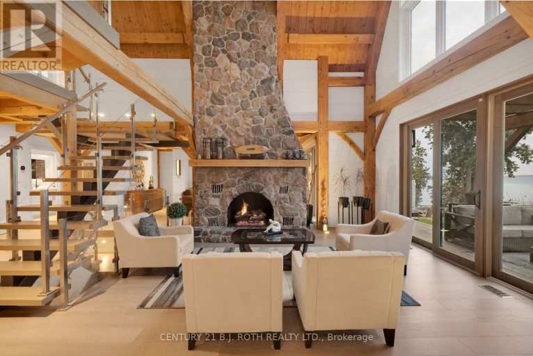 247 LAKESHORE ROAD W, Oro-Medonte (Hawkestone), Ontario, L0L2E0