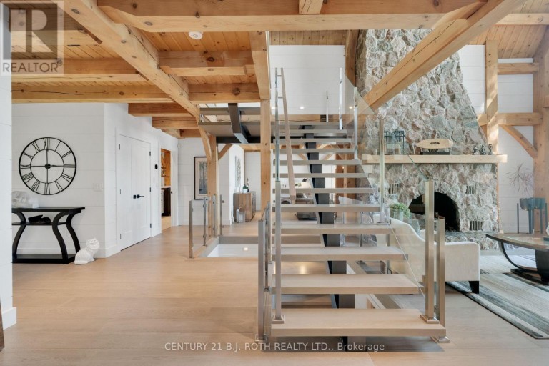 247 LAKESHORE ROAD W, Oro-Medonte (Hawkestone), Ontario, L0L2E0