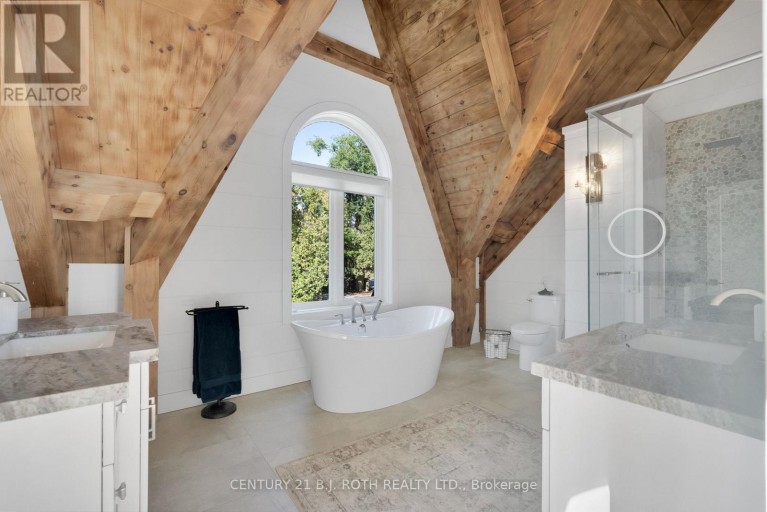 247 LAKESHORE ROAD W, Oro-Medonte (Hawkestone), Ontario, L0L2E0