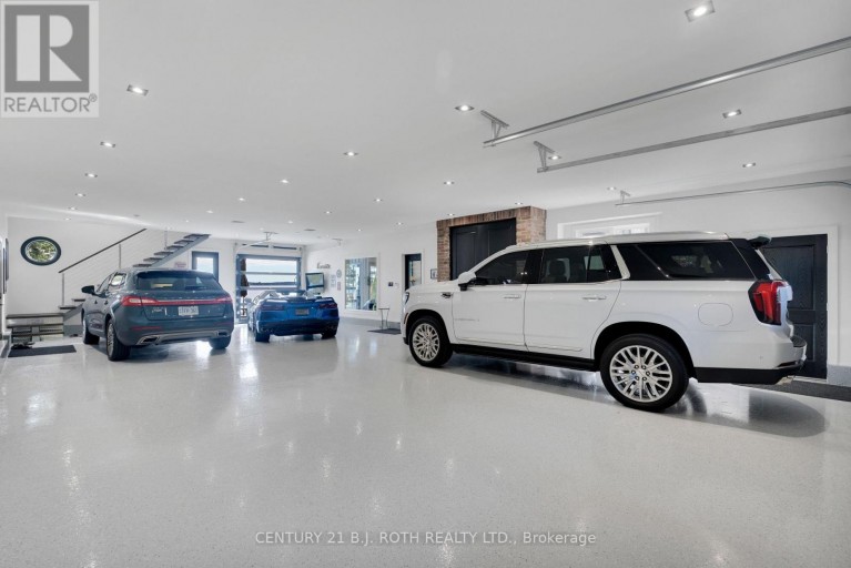 247 LAKESHORE ROAD W, Oro-Medonte (Hawkestone), Ontario, L0L2E0