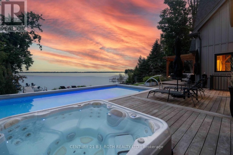 247 LAKESHORE ROAD W, Oro-Medonte (Hawkestone), Ontario, L0L2E0