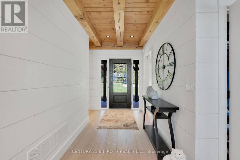 247 LAKESHORE ROAD W, Oro-Medonte (Hawkestone), Ontario, L0L2E0