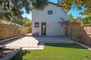8 CULHAM STREET Oakville (CP College Park) Ontario photo 45