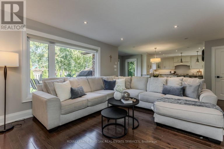541 HAMBLING COURT, Burlington (Roseland), Ontario, L7N3S4