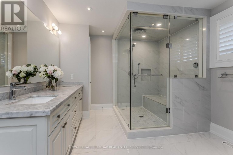 541 HAMBLING COURT, Burlington (Roseland), Ontario, L7N3S4