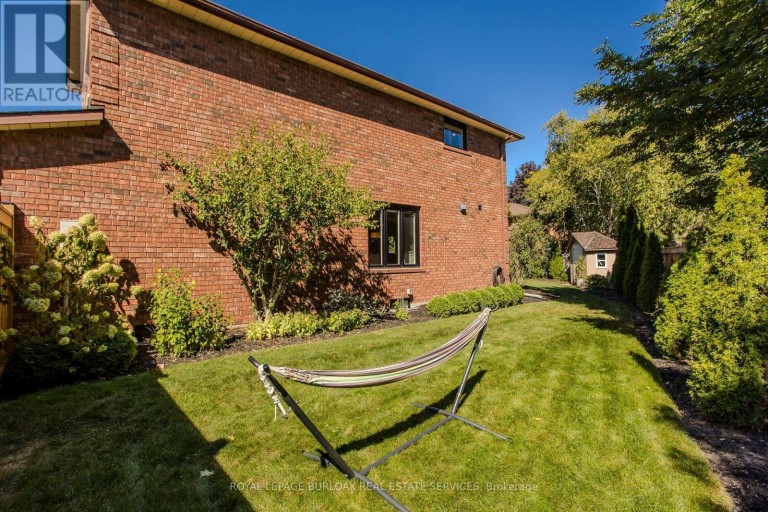 541 HAMBLING COURT, Burlington (Roseland), Ontario, L7N3S4
