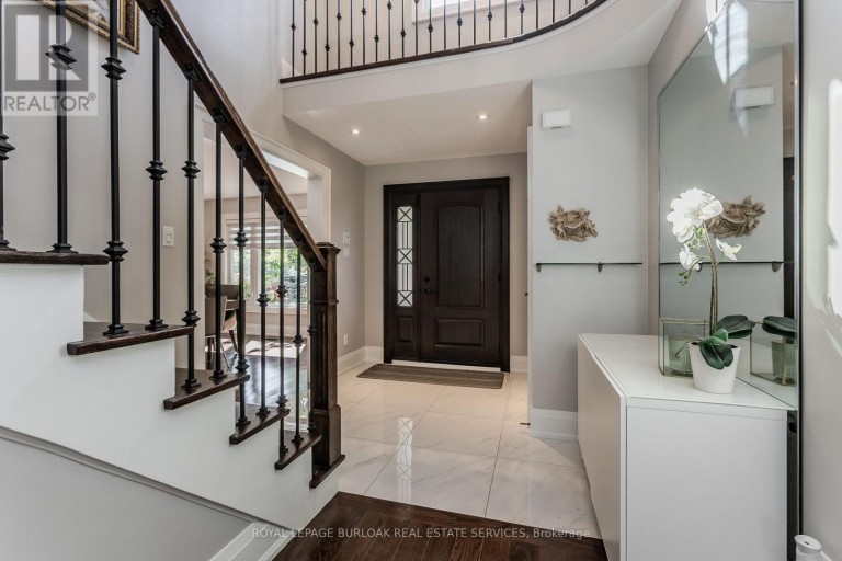541 HAMBLING COURT, Burlington (Roseland), Ontario, L7N3S4