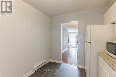 302 - 136 WARE STREET Peterborough (Town Ward 3) Ontario photo 11