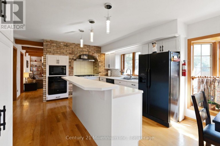 449 6TH AVENUE W, Owen Sound, Ontario, N4K6K1