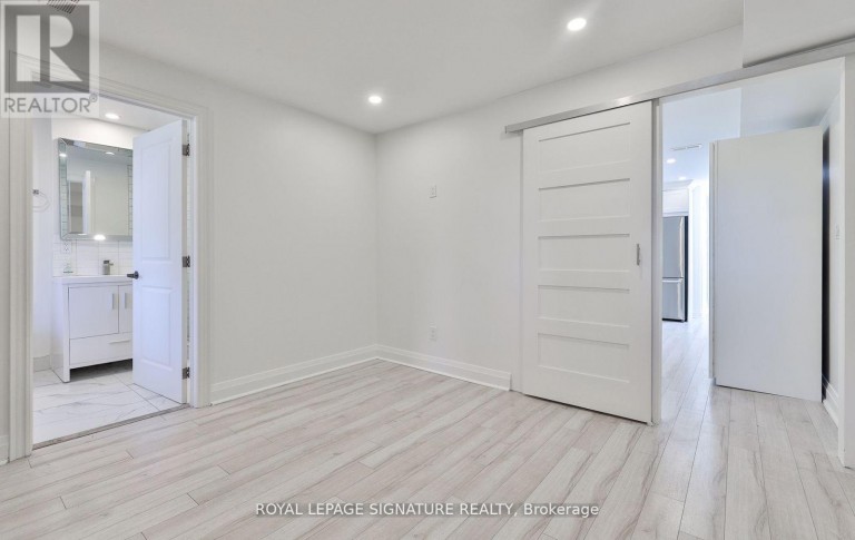 3RD LVL - 995 BLOOR STREET W, Toronto (Dufferin Grove), Ontario, M6H1M1