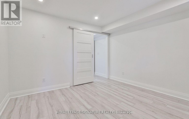 3RD LVL - 995 BLOOR STREET W, Toronto (Dufferin Grove), Ontario, M6H1M1