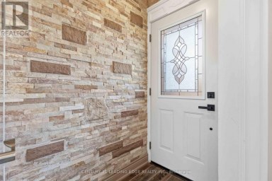 1128 VALLEY COURT N Oshawa (Lakeview) Ontario photo 4