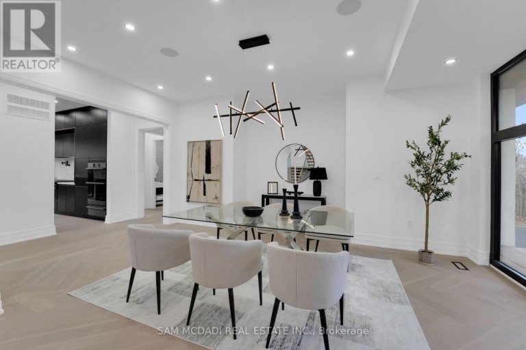468 SAVILLE CRESCENT, Oakville (WO West), Ontario, L6L3V1