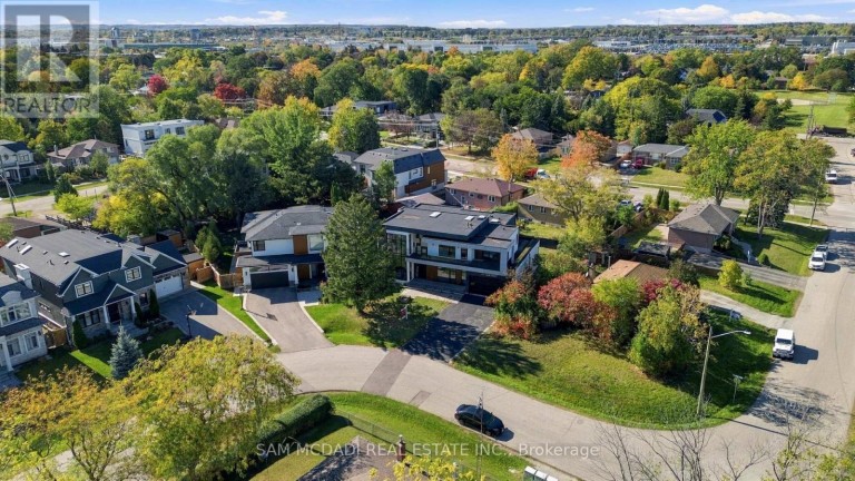 468 SAVILLE CRESCENT, Oakville (WO West), Ontario, L6L3V1