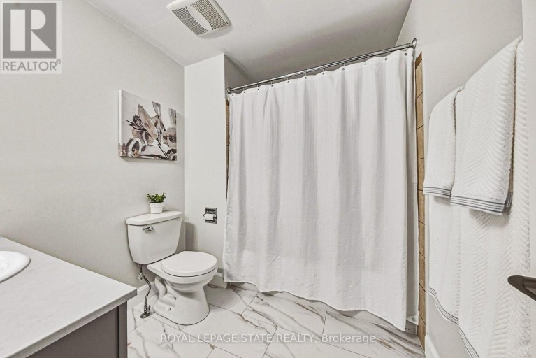 40 - 10 ANGUS ROAD, Hamilton (Vincent), Ontario, L8K6K3