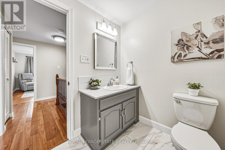 40 - 10 ANGUS ROAD, Hamilton (Vincent), Ontario, L8K6K3