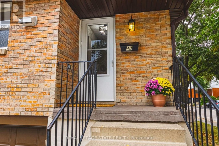 40 - 10 ANGUS ROAD, Hamilton (Vincent), Ontario, L8K6K3