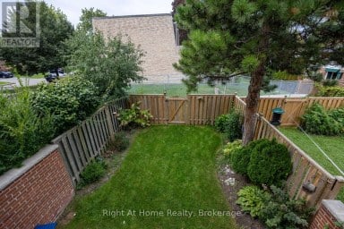 10 NEWING COURT Ajax (South East) Ontario photo 8