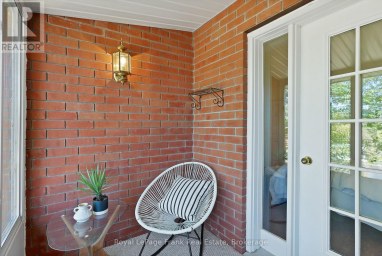 301 - 1 SHERWOOD STREET Kawartha Lakes (Bobcaygeon) Ontario photo 25