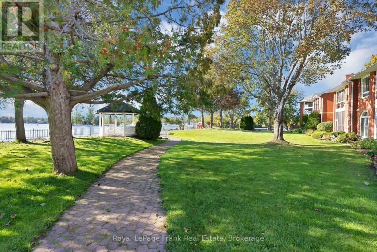 301 - 1 SHERWOOD STREET, Kawartha Lakes (Bobcaygeon), Ontario, K0M1A0