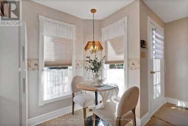 301 - 1 SHERWOOD STREET Kawartha Lakes (Bobcaygeon) Ontario photo 4