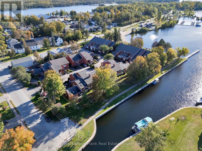 301 - 1 SHERWOOD STREET, Kawartha Lakes (Bobcaygeon), Ontario, K0M1A0