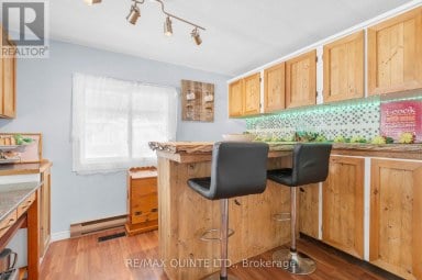 56 - 311 DUNDAS STREET Quinte West (Trenton Ward) Ontario photo 3